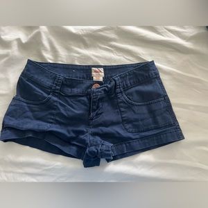 navy blue shorts